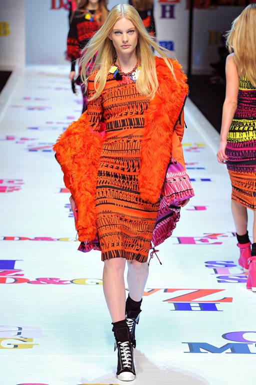 Wearable Trends D&G ReadyToWear Fall 2011 Runway Photos, Milan